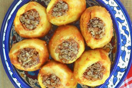 البطاطا المحشوة باللحم المفروم