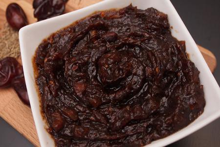 طريقة عمل شاتني بالتمر