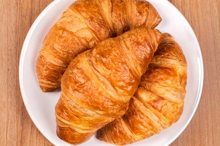 طريقة عمل الكرواسون في المنزل