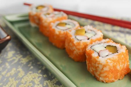 كاليفورنيا سوشي رول