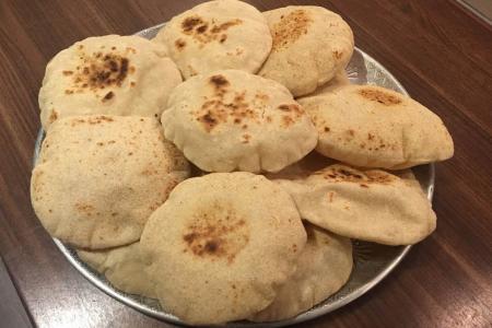 طريقة عمل الخبز الشامي